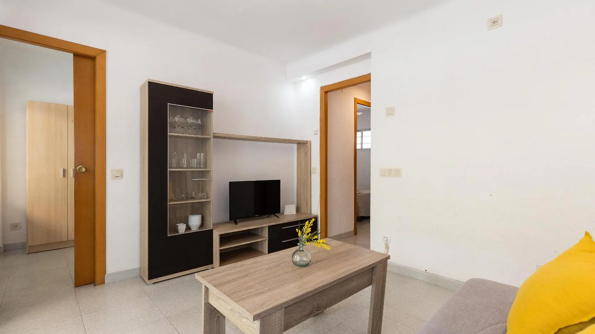 Uhc Sayonara Apartments Salou