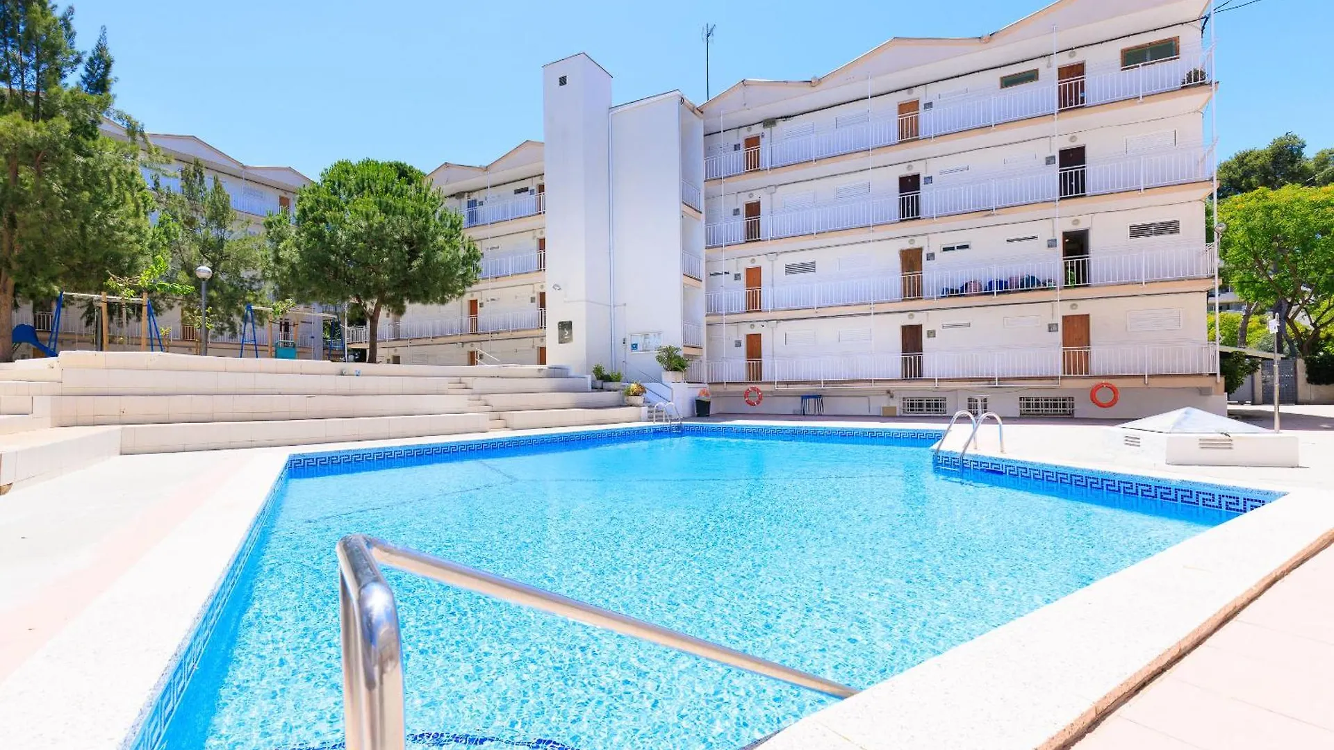 Uhc Sayonara Apartments Salou
