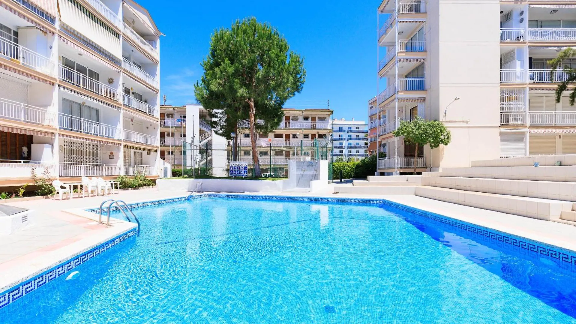 Uhc Sayonara Apartments Salou